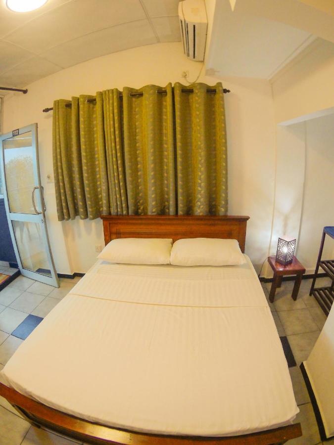 Oyo 442 Kanda Uda Kandy Exterior foto