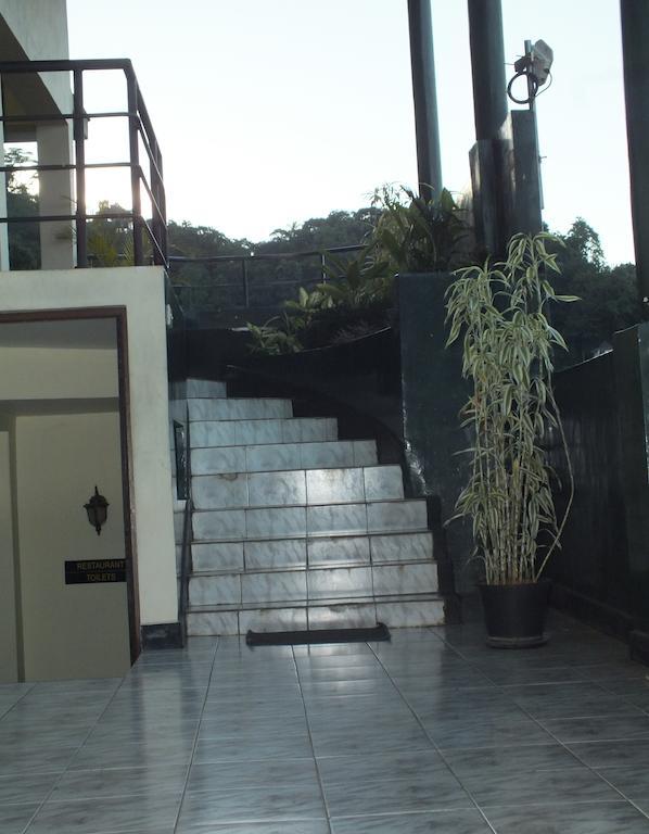 Oyo 442 Kanda Uda Kandy Exterior foto